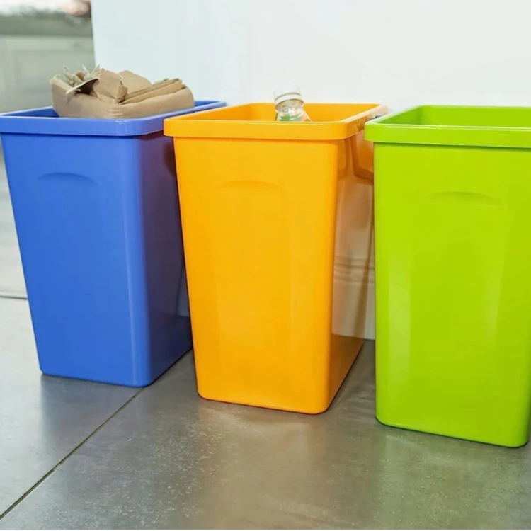 KOSZ-NA-SMIECI-10L-ZIELONY-POJEMNIK-DO-SZKLA-BRANQ-Material-dominujacy-tworzywo-sztuczne.jpg